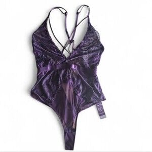 Lovehoney Purple Lace Strappy Thong Bodysuit Plus Size NWT Sexy Holiday Lingerie